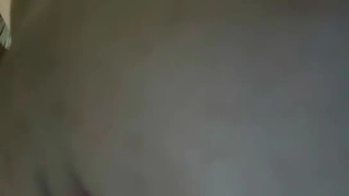 颜值不错的萌新少妇有点小胖好骚，玩的好嗨奥，让大哥对着镜头抠逼到高潮喷水，追着大鸡巴口交另类草逼真骚第03集