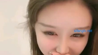 富婆网刘玥 诱惑打游戏的男朋友- 他的舌头弄得我爽水好多 -