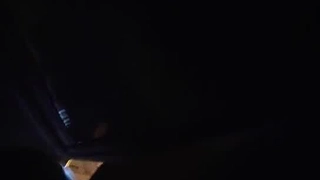 卫生间啪啪自拍 爸爸的大不大 大 喜欢爸爸操你吗 喜欢 妹子被大黑鸡吧我套抽插 最后爆